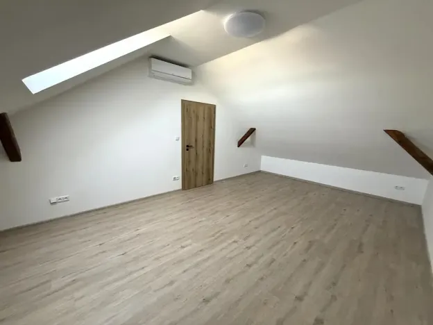 Pronájem bytu 4+kk, Rostěnice-Zvonovice - Rostěnice, 111 m2