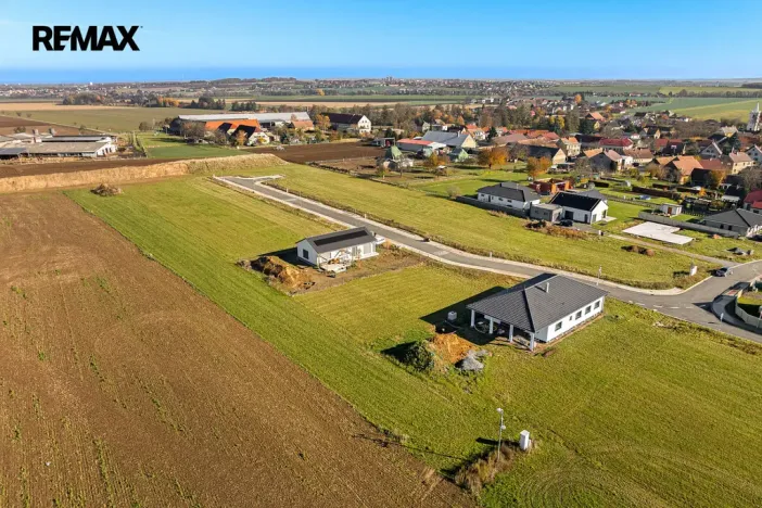 Prodej pozemku, Stolany, 876 m2