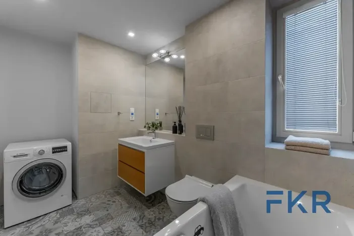 Prodej bytu 4+kk, Praha - Libeň, Zenklova, 97 m2