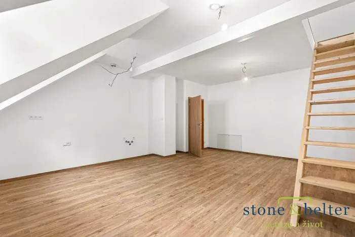Prodej bytu 3+kk, Vrchlabí, Peklo, 95 m2