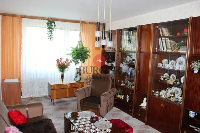Prodej bytu 2+1, Chomutov, Jirkovská, 65 m2