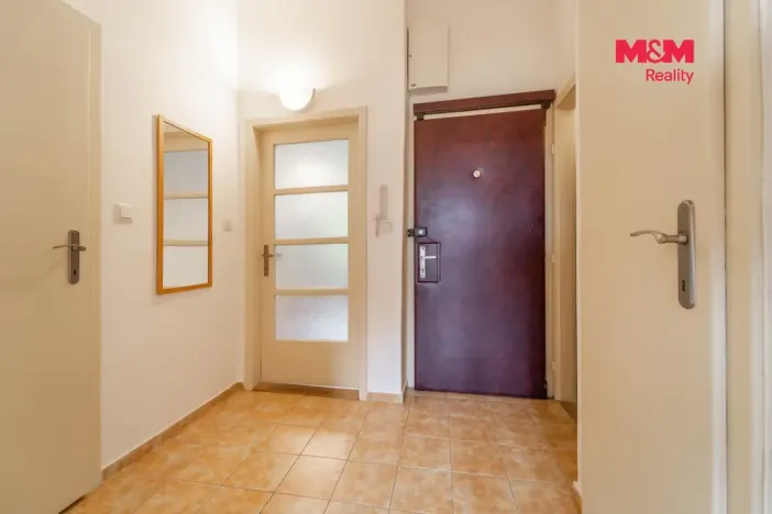 Pronájem bytu 1+1, Praha - Nusle, Krokova, 40 m2