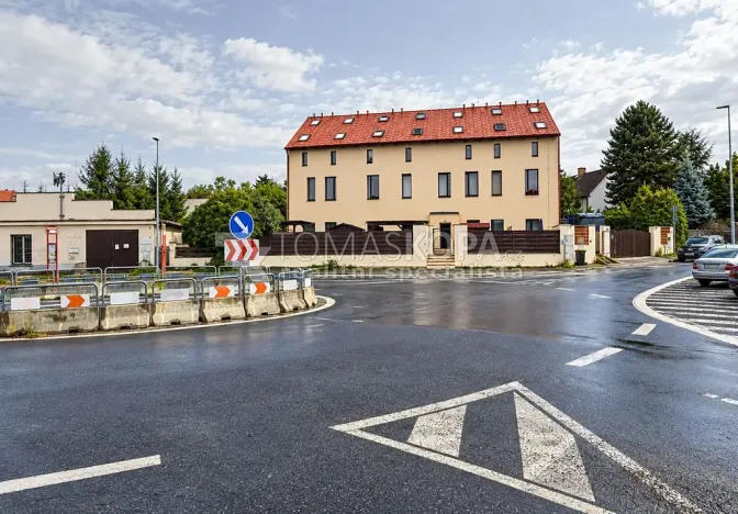 Pronájem bytu 1+kk, Praha - Točná, náměstí Antonína Pecáka, 25 m2