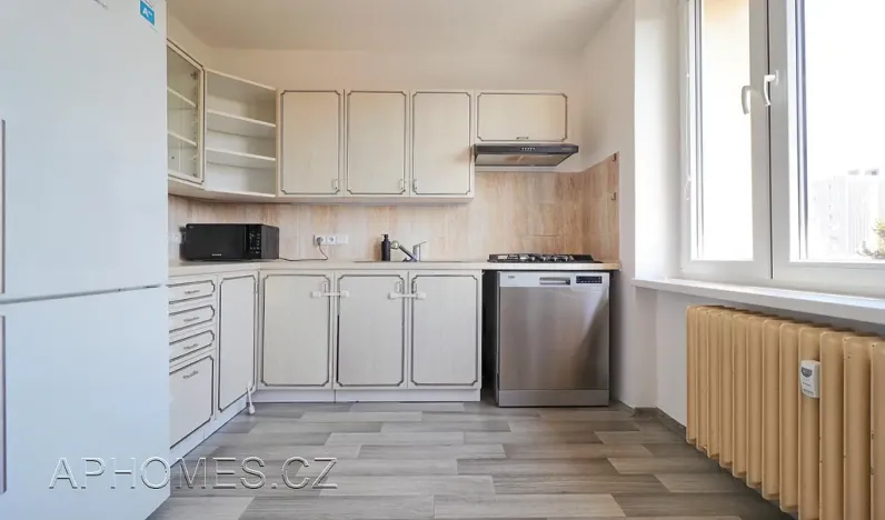 Pronájem bytu 3+1, Praha - Strašnice, Nad Primaskou, 70 m2