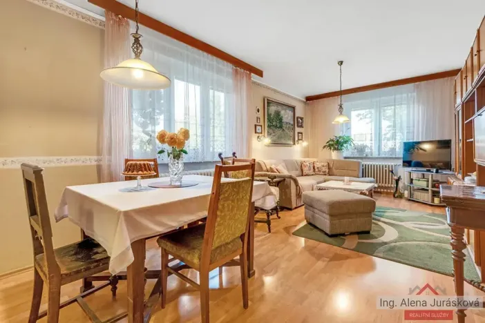 Prodej bytu 3+1, Klecany, Na skalkách, 71 m2