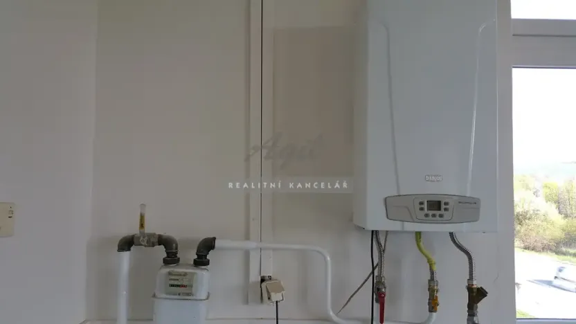 Pronájem výrobních prostor, Česká, 270 m2