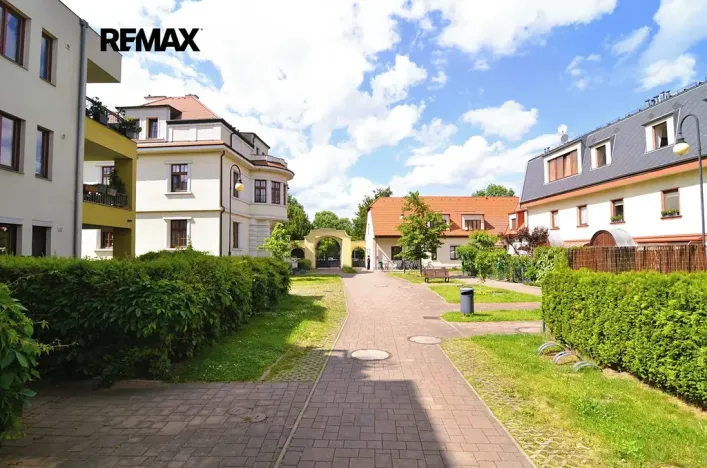 Prodej bytu 3+kk, Praha - Hloubětín, K náhonu, 71 m2