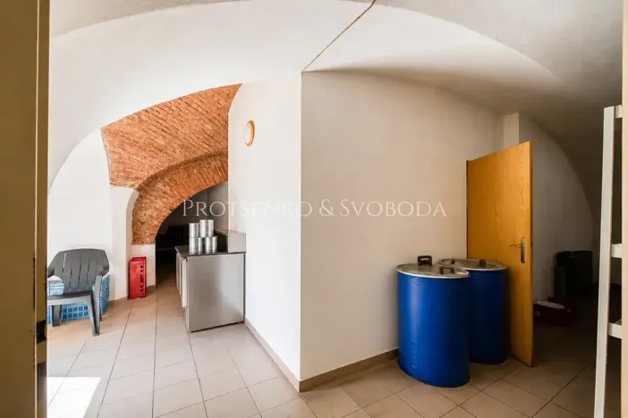 Prodej činžovního domu, Dobšice, Lahoferova, 866 m2