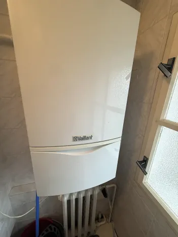 Pronájem bytu 1+kk, Praha - Dejvice, Na Hanspaulce, 22 m2