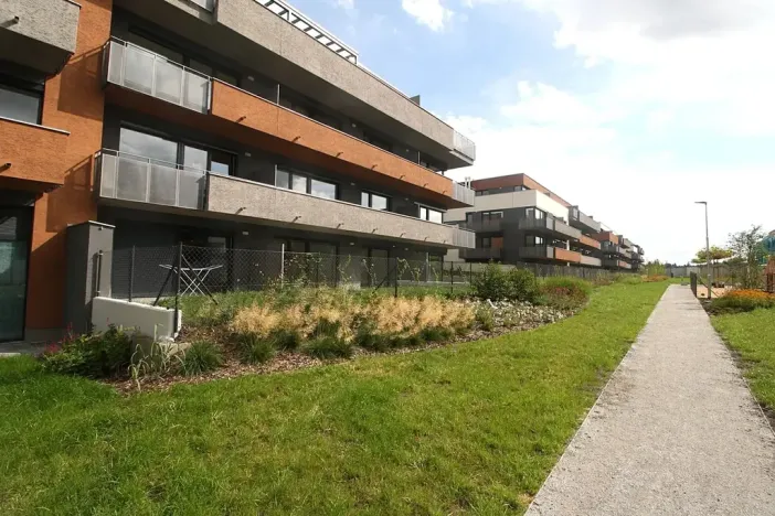 Pronájem bytu 2+kk, Praha, 60 m2