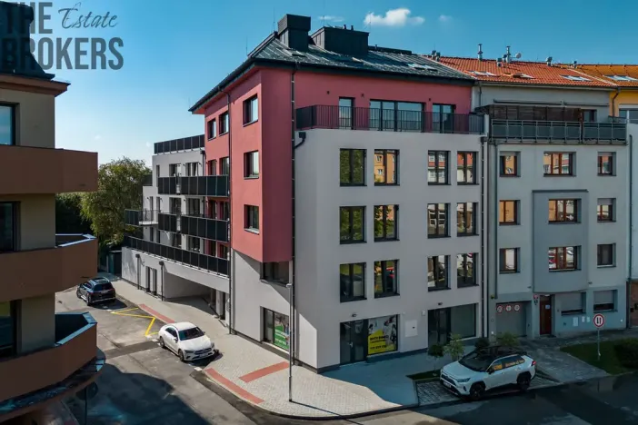 Prodej bytu 4+kk, Praha - Suchdol, U hotelu, 119 m2