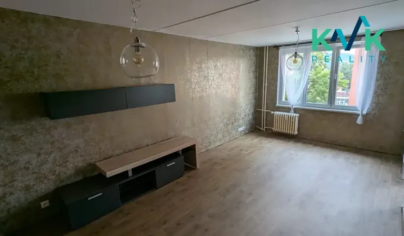 Pronájem bytu 2+1, Karlovy Vary, Školní, 63 m2
