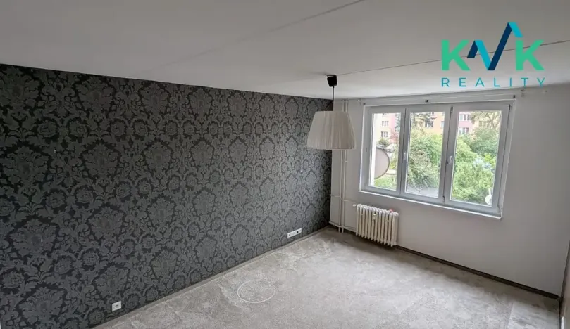 Pronájem bytu 2+1, Karlovy Vary, Školní, 63 m2