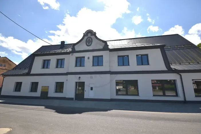 Prodej rodinného domu, Mikulovice, Hlucholazská, 417 m2