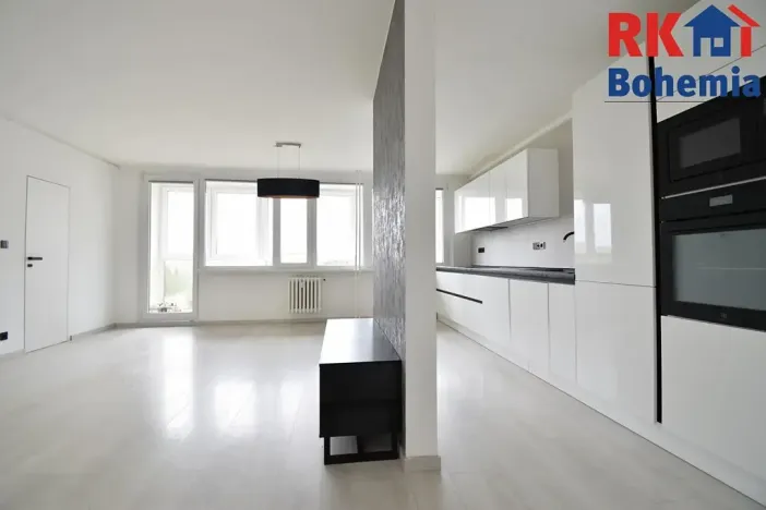 Pronájem bytu 4+kk, Praha - Řepy, Socháňova, 90 m2