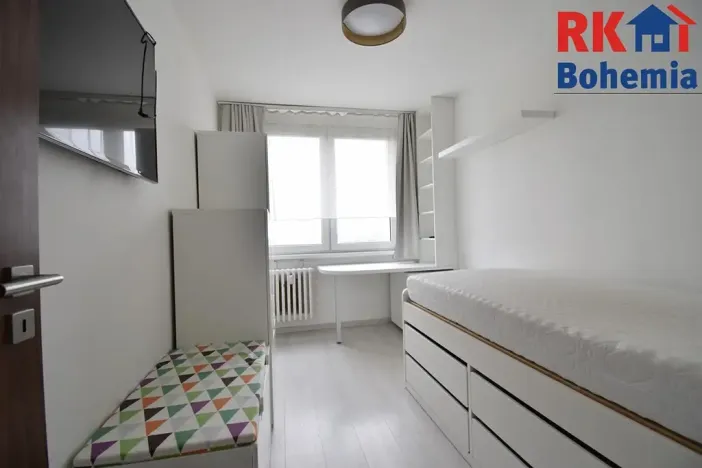 Pronájem bytu 4+kk, Praha - Řepy, Socháňova, 90 m2