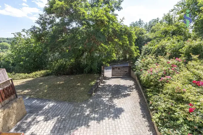 Pronájem rodinného domu, Praha - Kyje, Černičná, 150 m2