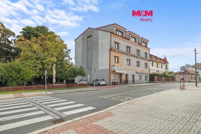 Pronájem bytu 2+kk, Praha - Bohnice, Bohnická, 55 m2