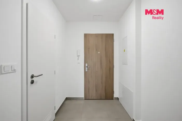 Pronájem bytu 1+kk, Nové Strašecí, Viktora Olivy, 27 m2