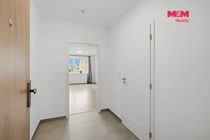 Pronájem bytu 1+kk, Nové Strašecí, Viktora Olivy, 27 m2