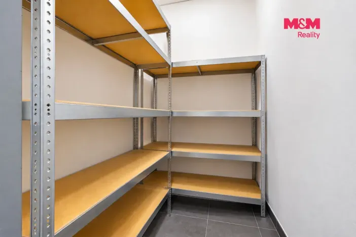 Pronájem bytu 1+kk, Nové Strašecí, Viktora Olivy, 27 m2