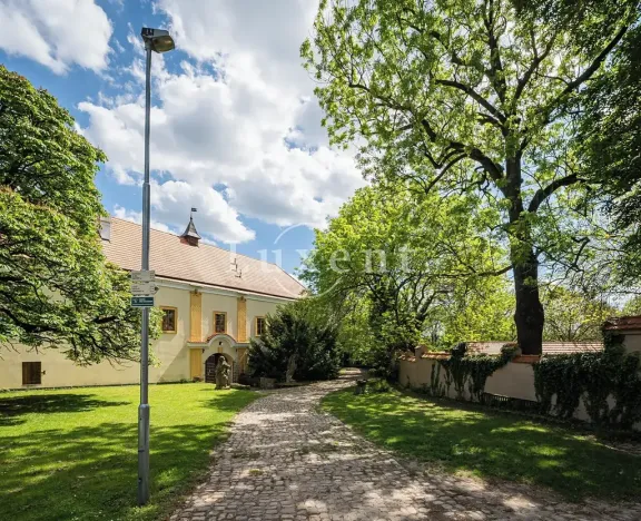 Prodej domu, Třebotov, U Tvrze, 2500 m2
