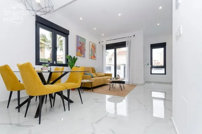 Prodej rodinného domu, Torrevieja, Alicante, Španělsko, 105 m2