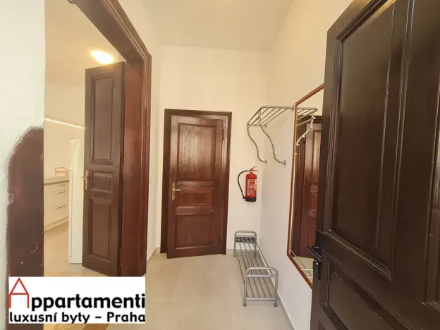 Pronájem bytu 2+kk, Praha - Nové Město, Štěpánská, 65 m2