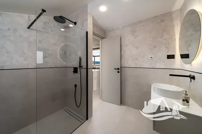 Prodej vily, Podstrana, Chorvatsko, 292 m2