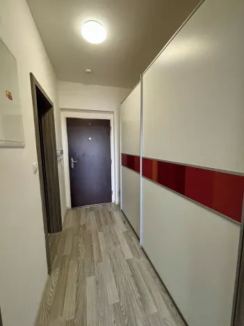 Pronájem bytu 1+kk, Praha - Letňany, Kadečkové, 30 m2
