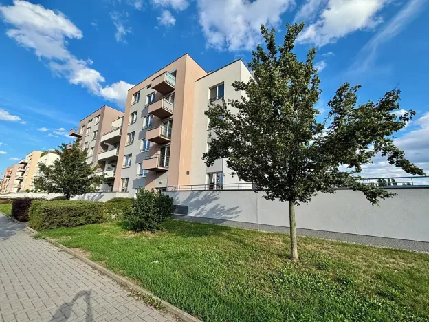 Pronájem bytu 1+kk, Praha - Letňany, Kadečkové, 30 m2