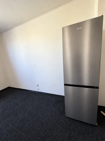 Pronájem bytu 1+kk, Praha - Vršovice, K louži, 35 m2