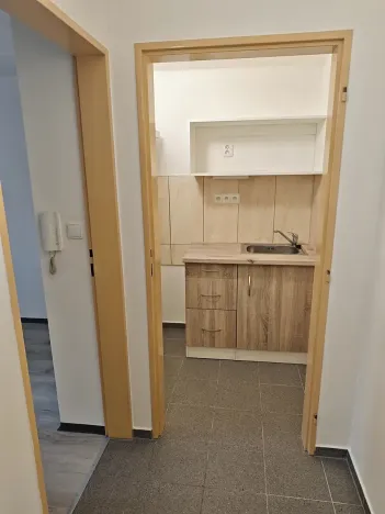 Pronájem bytu 1+kk, Praha - Hlubočepy, Na Zlíchově, 18 m2
