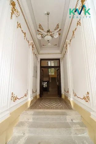 Pronájem bytu 1+kk, Karlovy Vary, Sadová, 50 m2