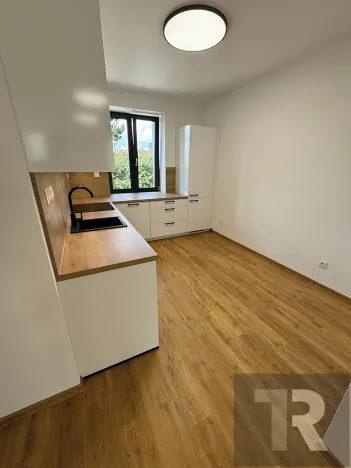 Pronájem bytu 2+1, Nýřany, Masarykovo náměstí, 73 m2