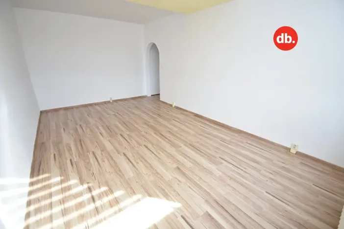 Pronájem bytu 2+1, Hroznětín, Sídliště, 60 m2