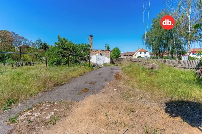 Prodej komerčního pozemku, Kryry, 5. května, 8787 m2