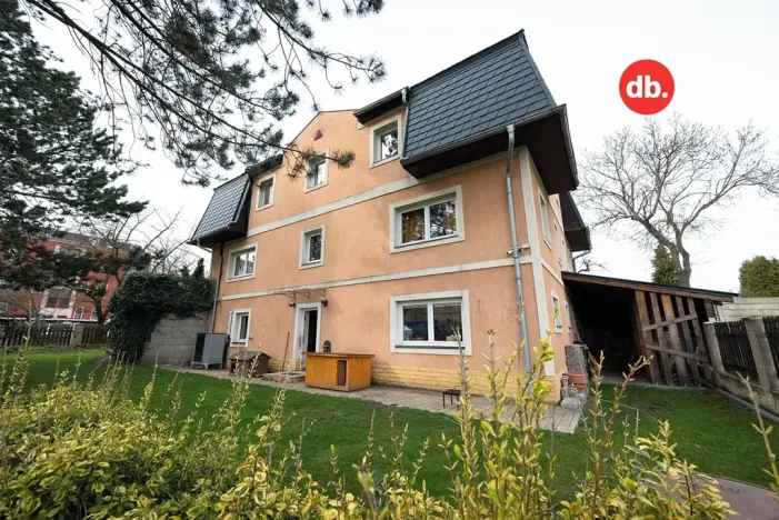 Prodej rodinného domu, Karlovy Vary, Vančurova, 260 m2