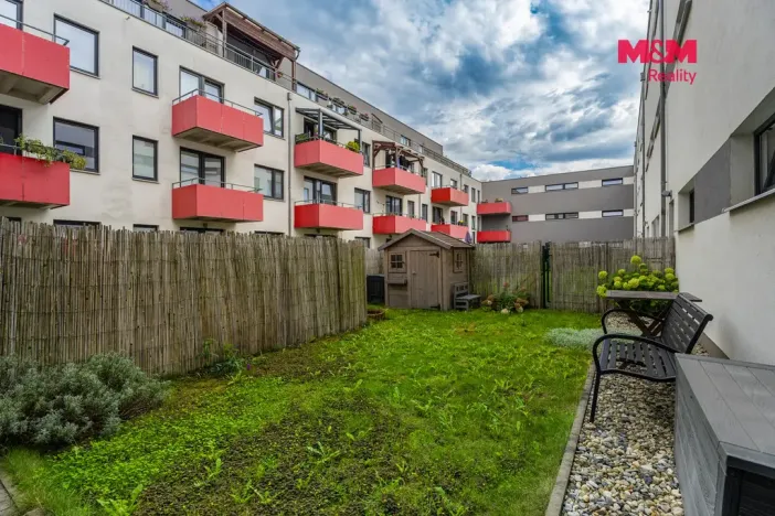 Prodej bytu 3+kk, Praha - Hostavice, U Hostavického potoka, 72 m2