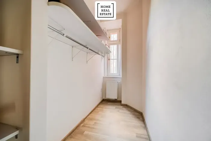 Pronájem bytu 2+kk, Praha - Vinohrady, Korunní, 79 m2