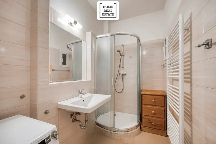 Pronájem bytu 2+kk, Praha - Vinohrady, Korunní, 79 m2