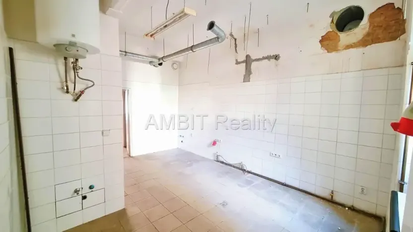 Pronájem obchodního prostoru, Praha, Bořivojova, 49 m2