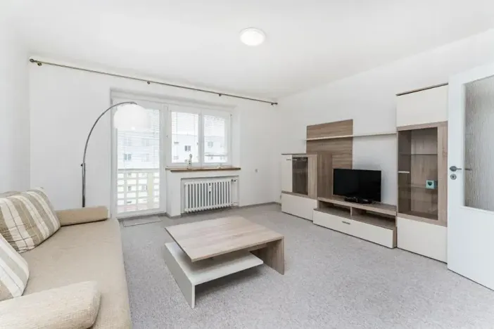 Pronájem bytu 2+1, Hradec Králové, Labská kotlina, 55 m2