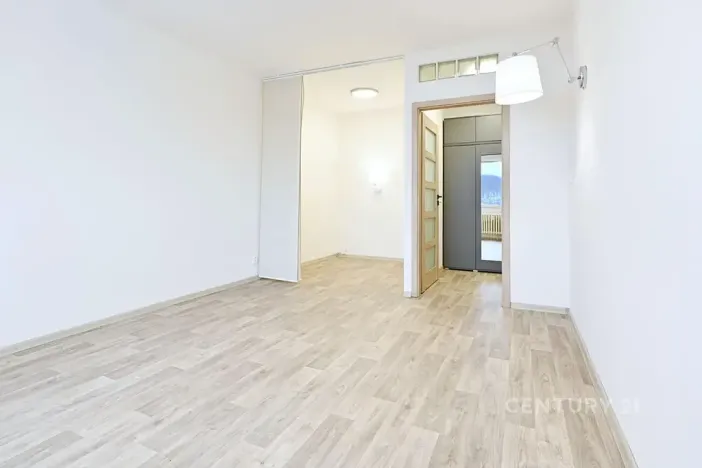 Pronájem bytu 2+kk, Chomutov, Holešická, 42 m2