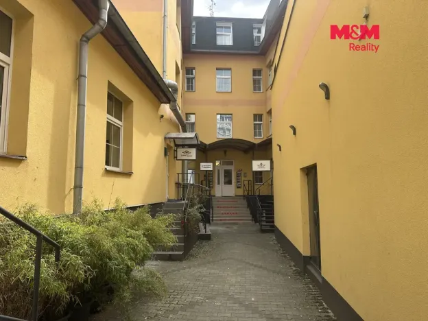 Prodej bytu 3+1, Ústí nad Labem - Ústí nad Labem-centrum, Mírové náměstí, 104 m2