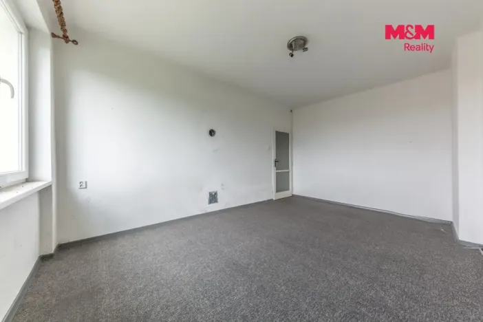 Prodej bytu 2+1, Dolní Krupá, 51 m2