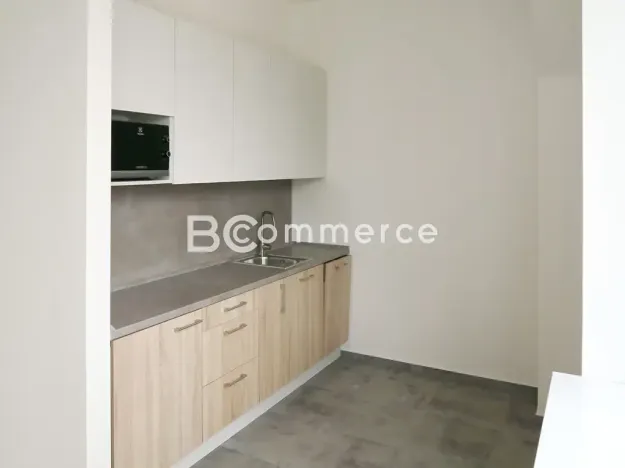 Pronájem skladu, Brno, 340 m2