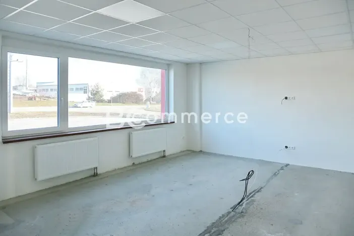 Pronájem skladu, Brno, 880 m2