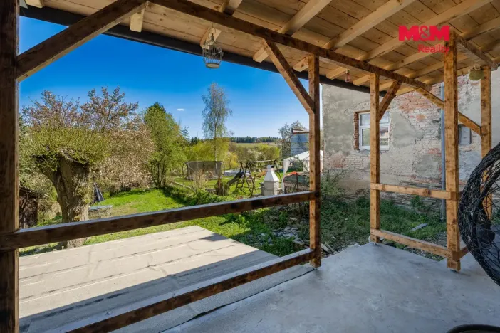 Prodej rodinného domu, Železný Brod - Bzí, 313 m2