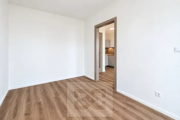 Pronájem bytu 2+kk, Praha - Černý Most, Arnošta Valenty, 41 m2